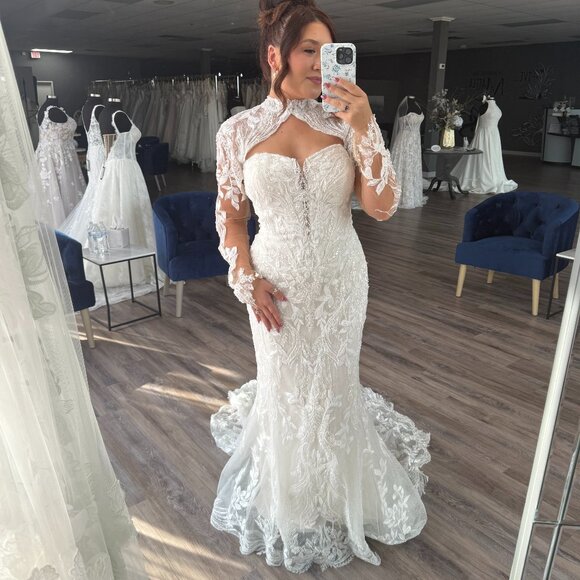 Allure Bridals Wedding Dress A1168 - Picture 1 of 4